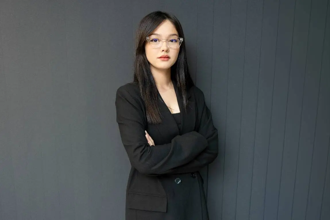 Zahra Akbari
