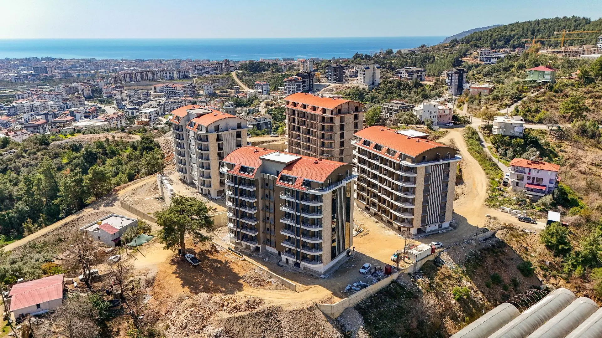 COMPLEX UNDER CONSTRUCTION IN ALANYA IN CHAPLAKLI AREA