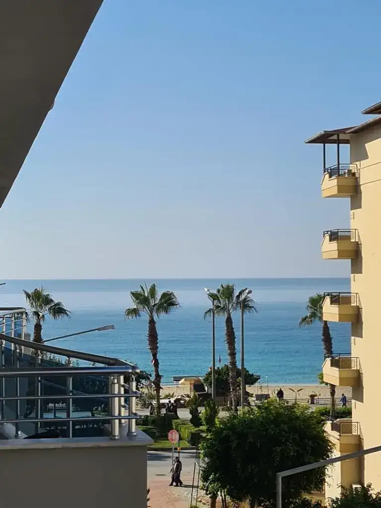 3+1 FURNISHED WITH ACTIVITIES FLAT FOR SALE IN ALANYA-CLEOPATRA