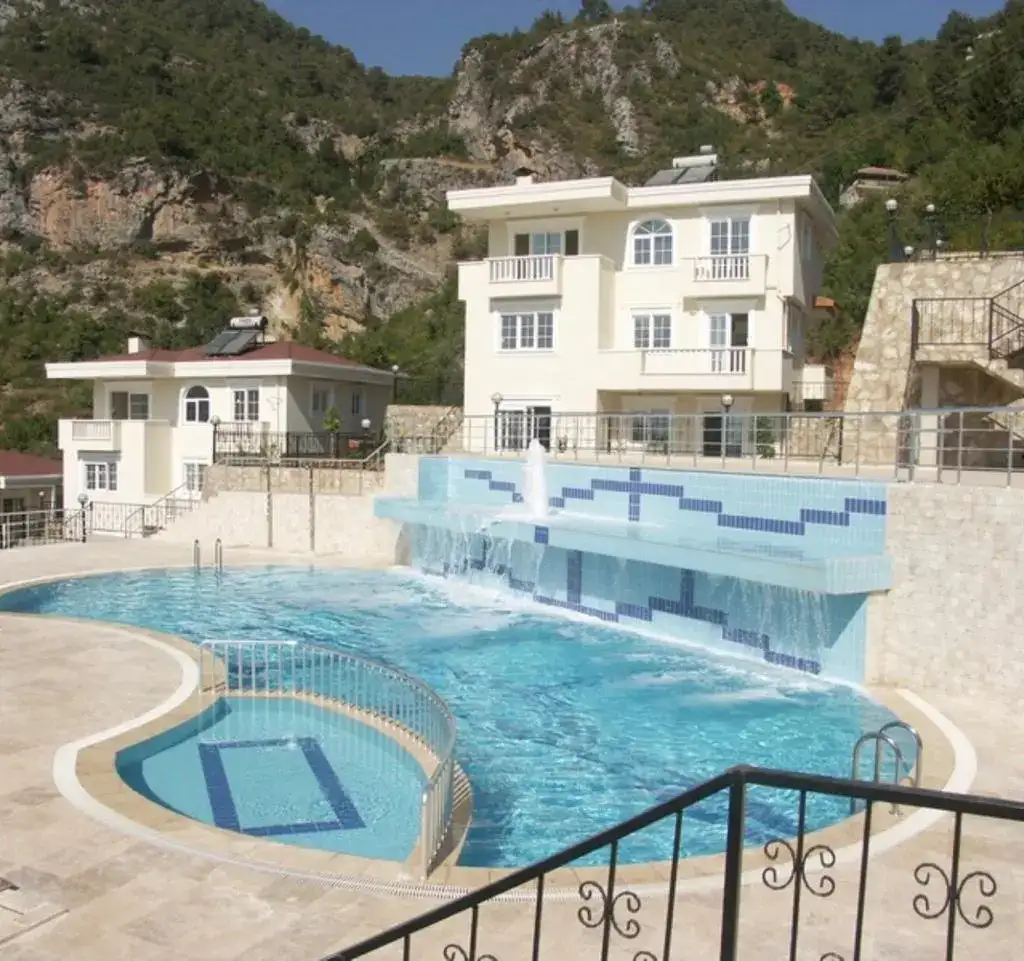 5+2 VİLLA FOR SALE WİTE SEA VİEW FOR CİTİZENSHİP 