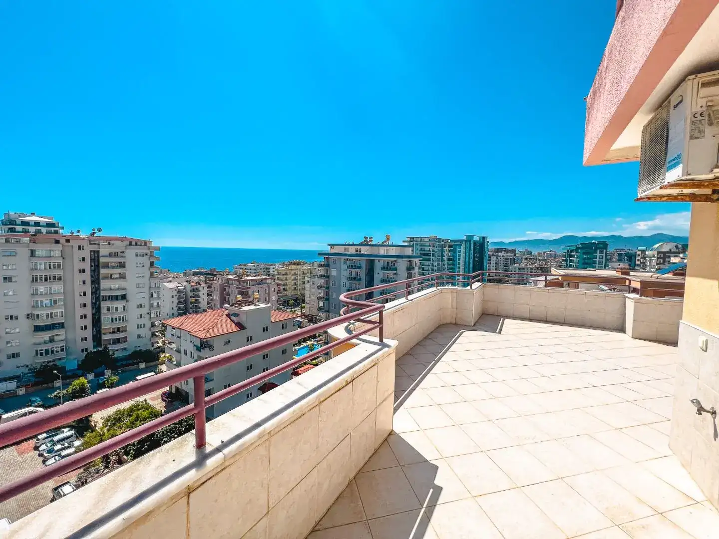 4+1 DUPLEX FOR SALE İN THE BEST LOCATİON OF MAHMUTLAR-SEA VİEW