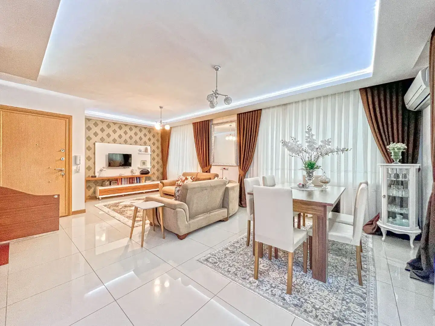 2+1 APARTMENT FOR SALE İN THE BEST LOCATİON OF MAHMUTLAR-ALANYA