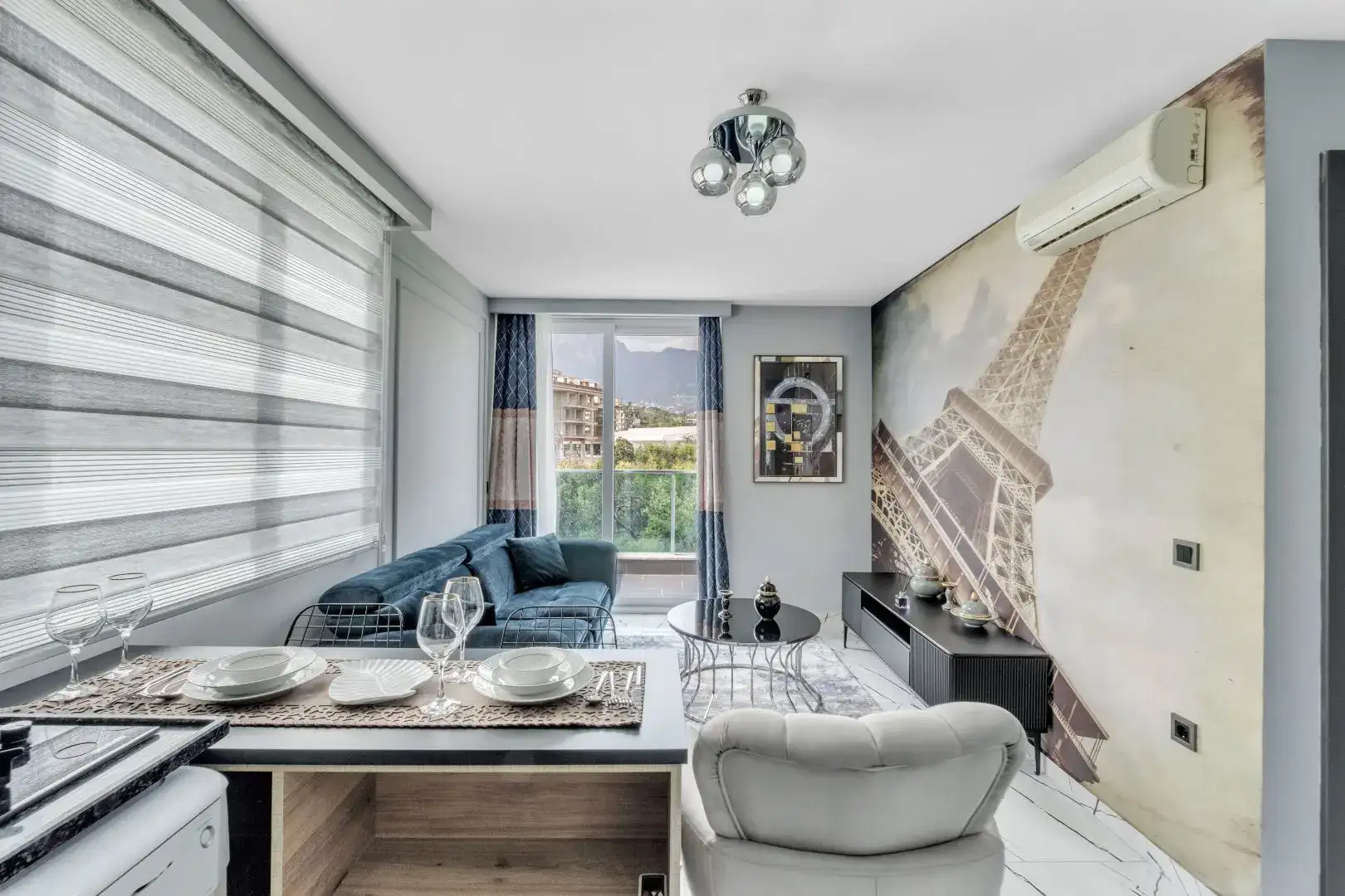 NEWLY BUİLT AND FULLY FURNİSHED APARTMENT FOR SALE İN THE BEST COMPLEX