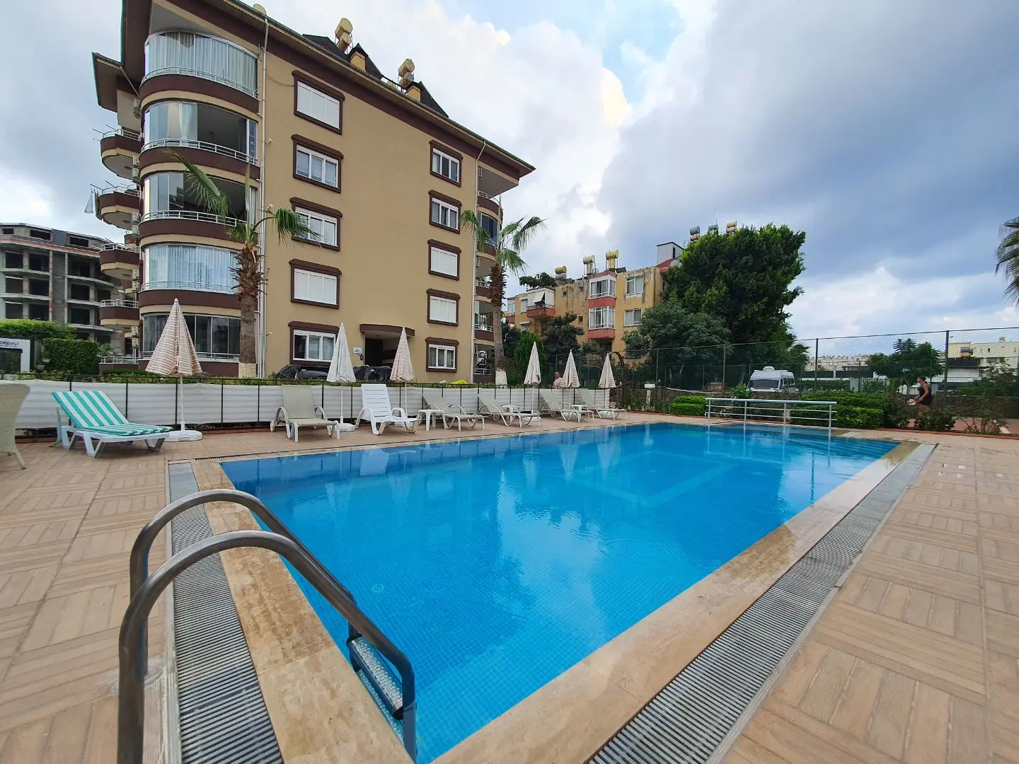 JUST 200M AWAY FROM THE SEA FURNISHED 2+1 APARTMENTS 