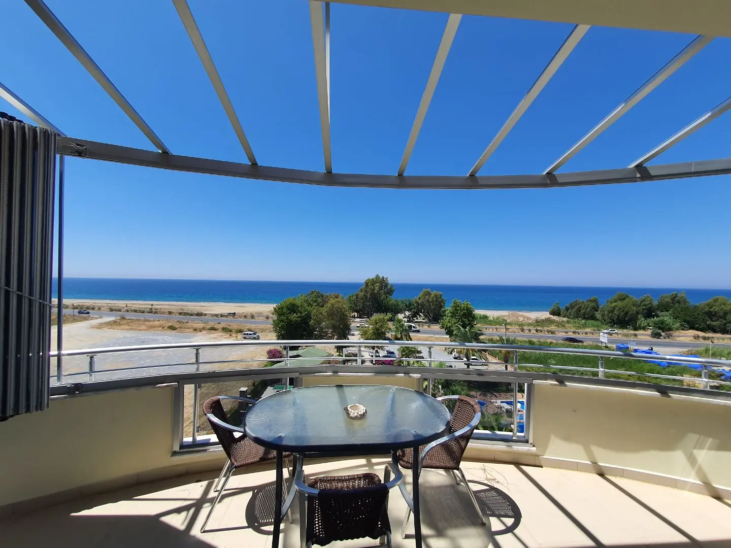 SPACIOUS APARTMENT 2+1 WITH SEA VIEWS IN ALANYA, DEMIRTAS