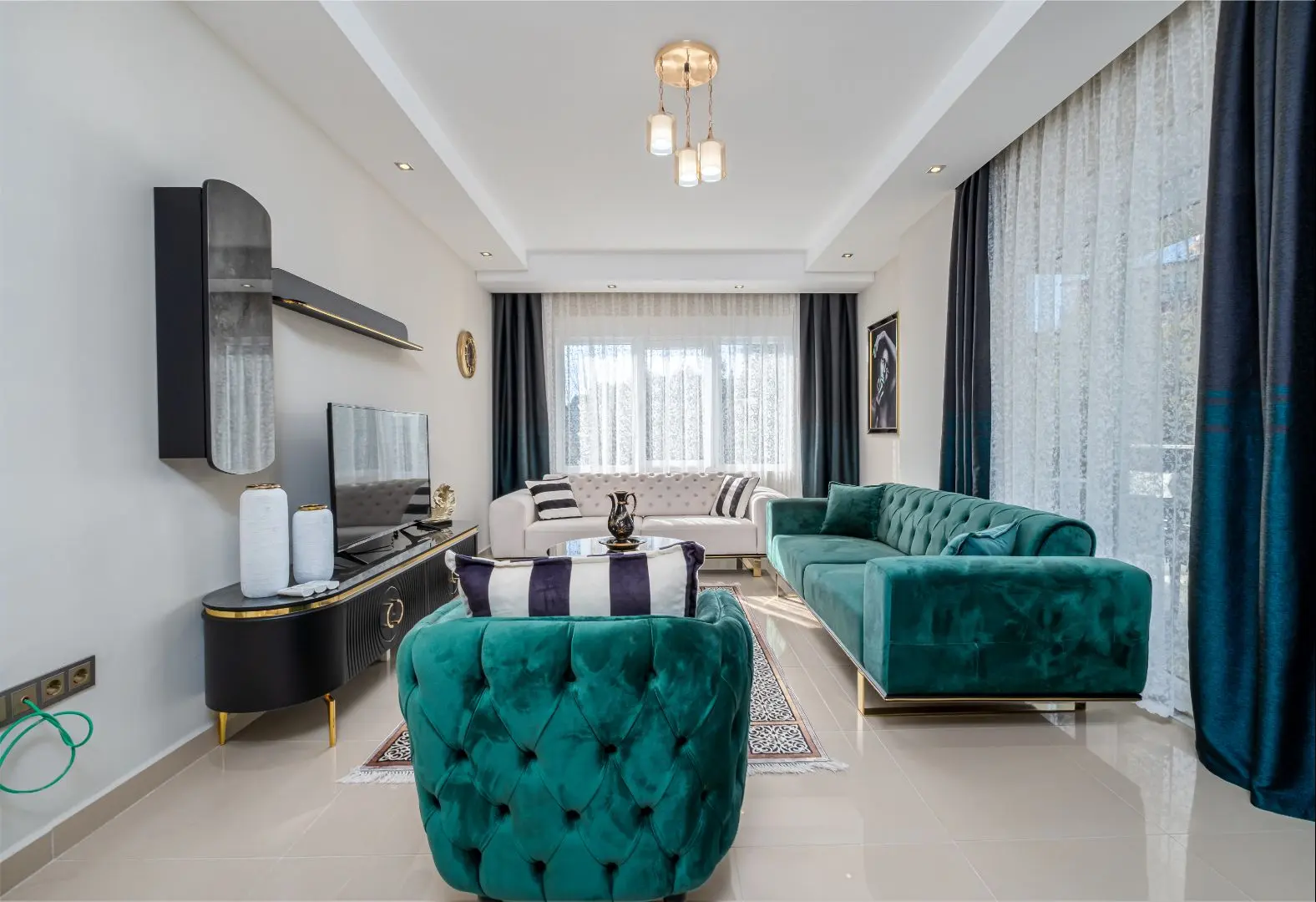 FURNISHED 2+1 FLAT WITH FULL FACILITY IN CIPLAKLI -ALANYA