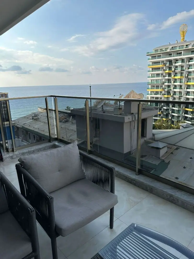 1+1 (60M²) FRONT BEACH LINE APARTMENT IN MAHMUTLAR ALANYA