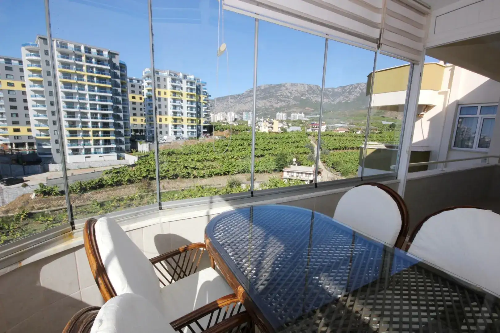 2+1 FULLY FURNİSHED FLAT FOR SALE İN MAHMUTLAR
