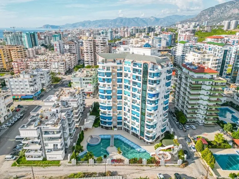 FURNISHED APARTMENT IN A PREMIUM COMPLEX IN ALANYA, MAHMUTLAR