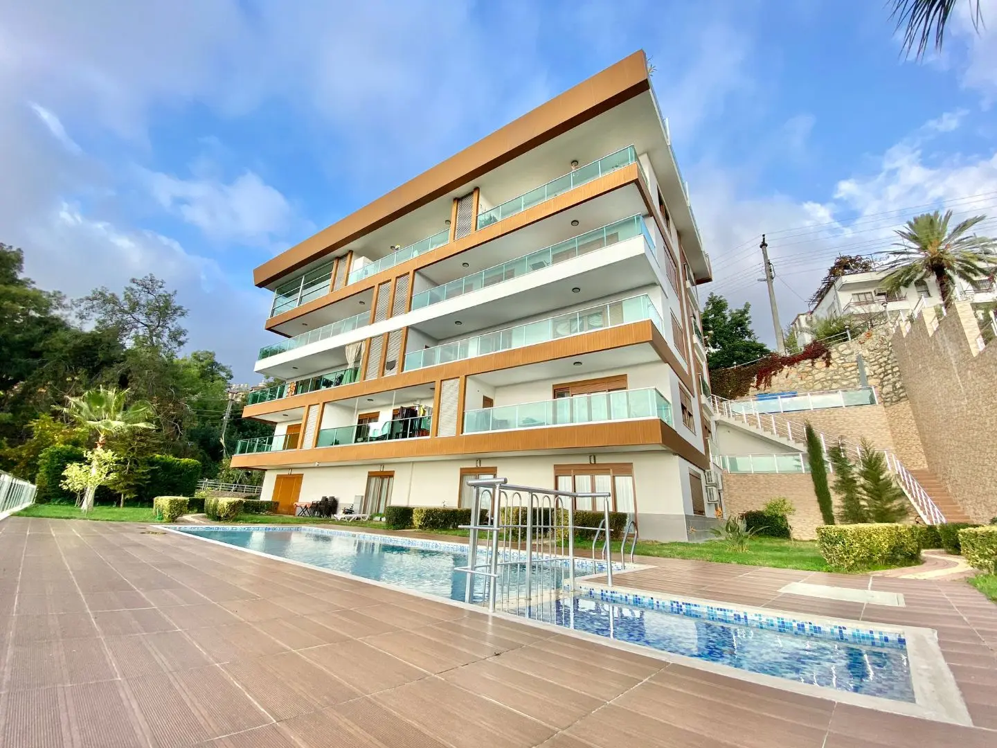 3+1 GARDEN DUPLEX (160M²) WITH BEAUTIFUL VIEW IN HASBAHCE-ALANYA