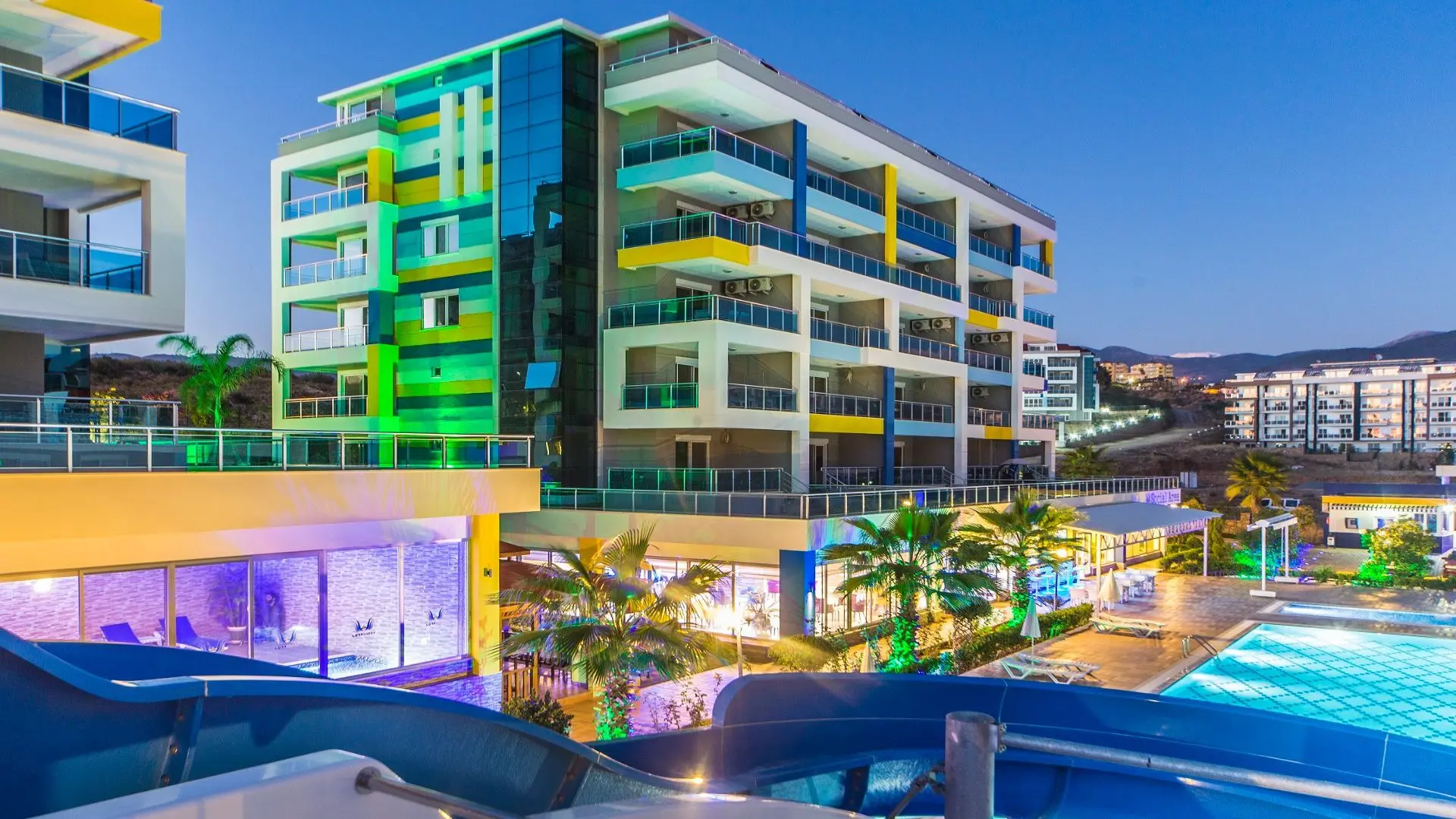 FURNISHED 2+1DPX APARTMENT (110M²) IN A GREAT COMPLEX IN KESTEL-ALANYA