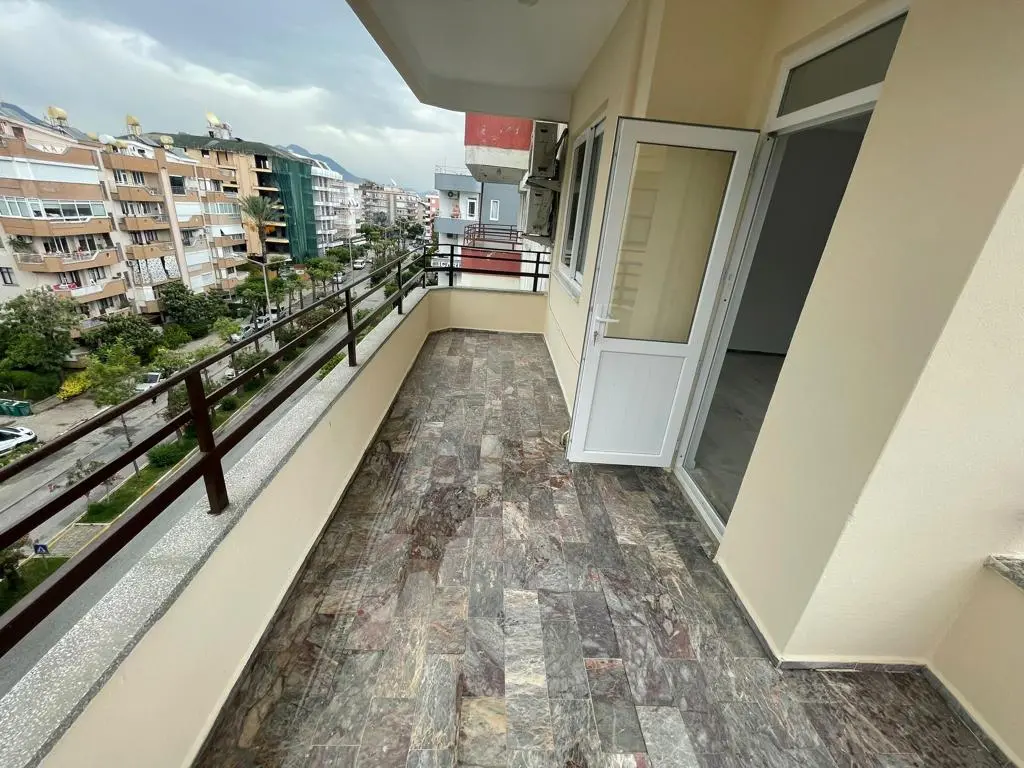 2+1 FLAT FOR SALE IN ALANYA KLEOPATRA