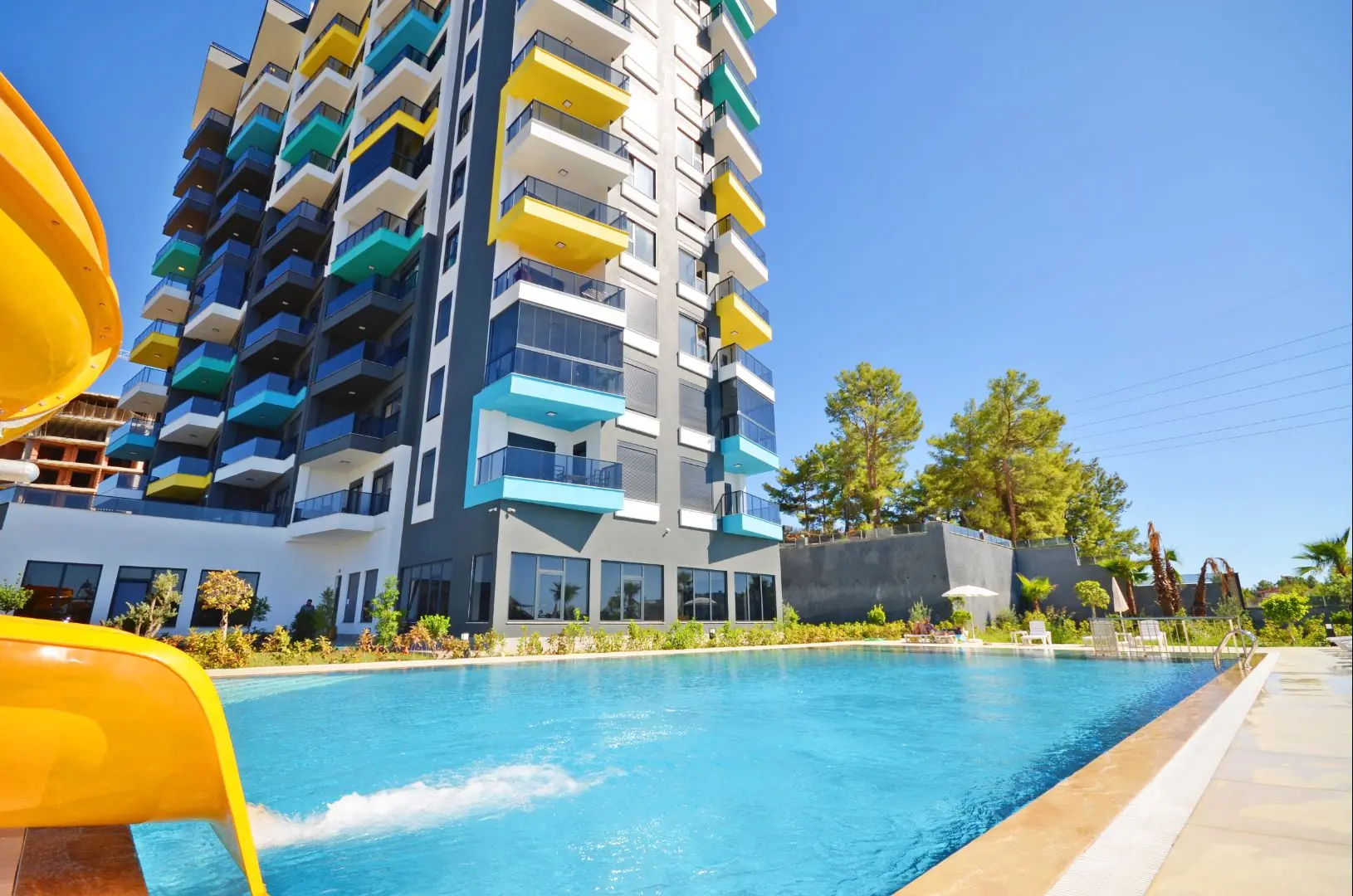 BEAUTIFUL 1+1 FLAT FOR SALE IN AVSALLAR-ANTALYA