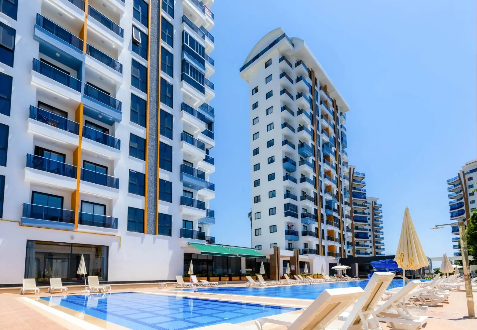 FURNISHED 2+1 FLAT FOR SALE IN ALANYA MAHMUTLAR