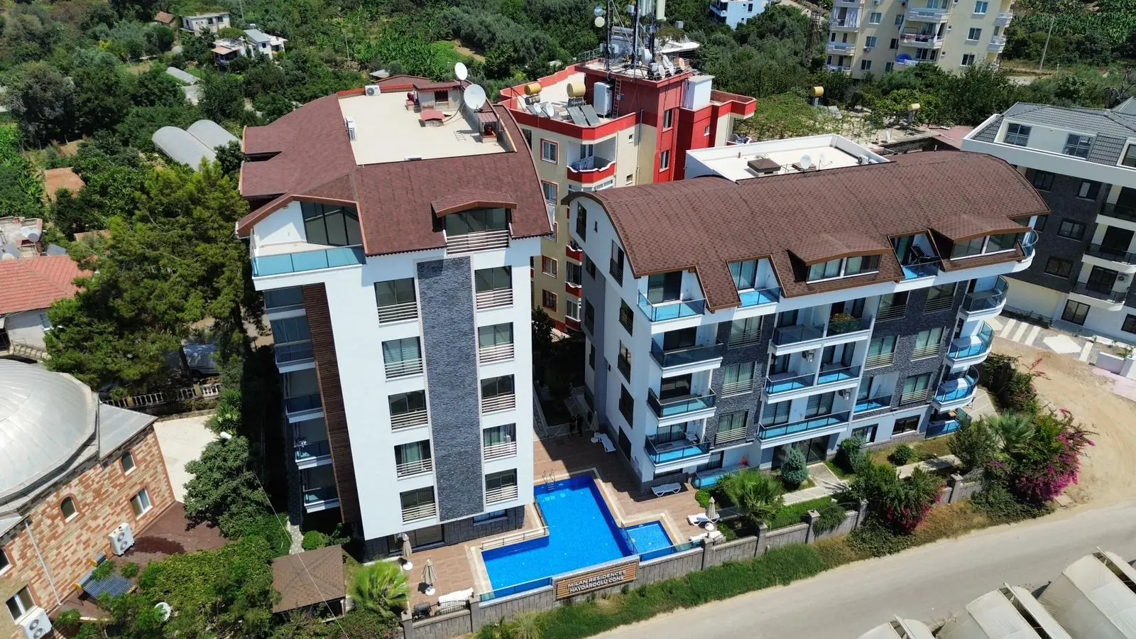 FULLY FURNISHED LUXURY 1+1 FLAT FOR SALE IN MAHMUTLAR ALANYA
