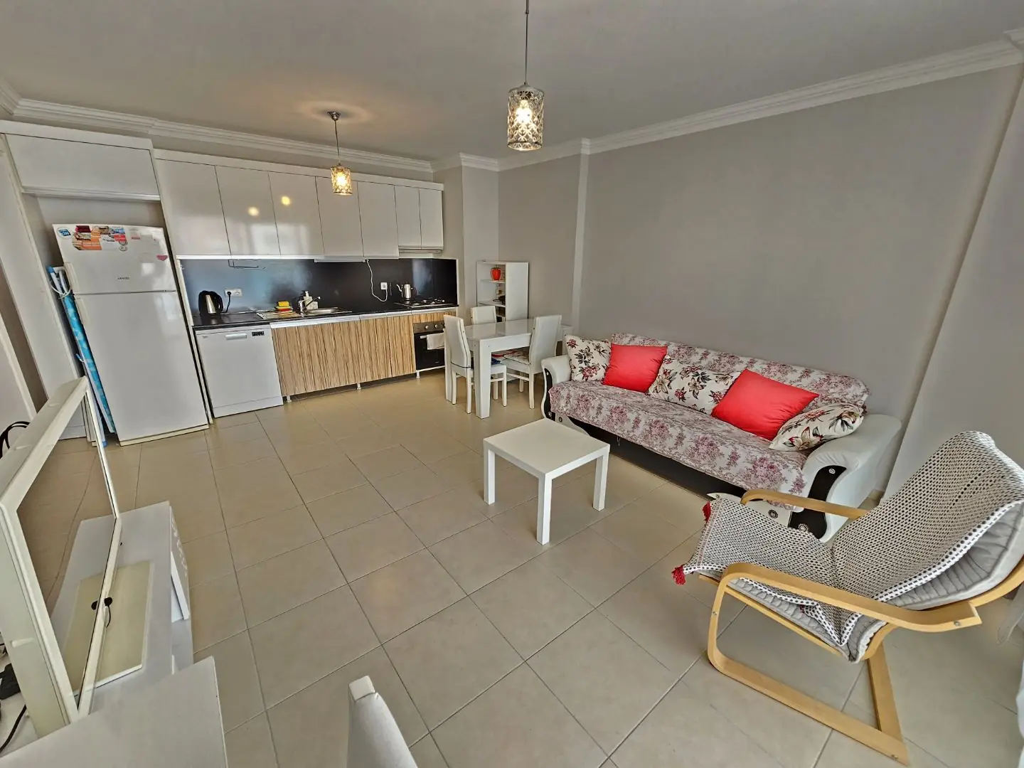 FULLY FURNISHED 1+1 / 70M² FOR SALE IN MAHMUTLAR-ALANYA