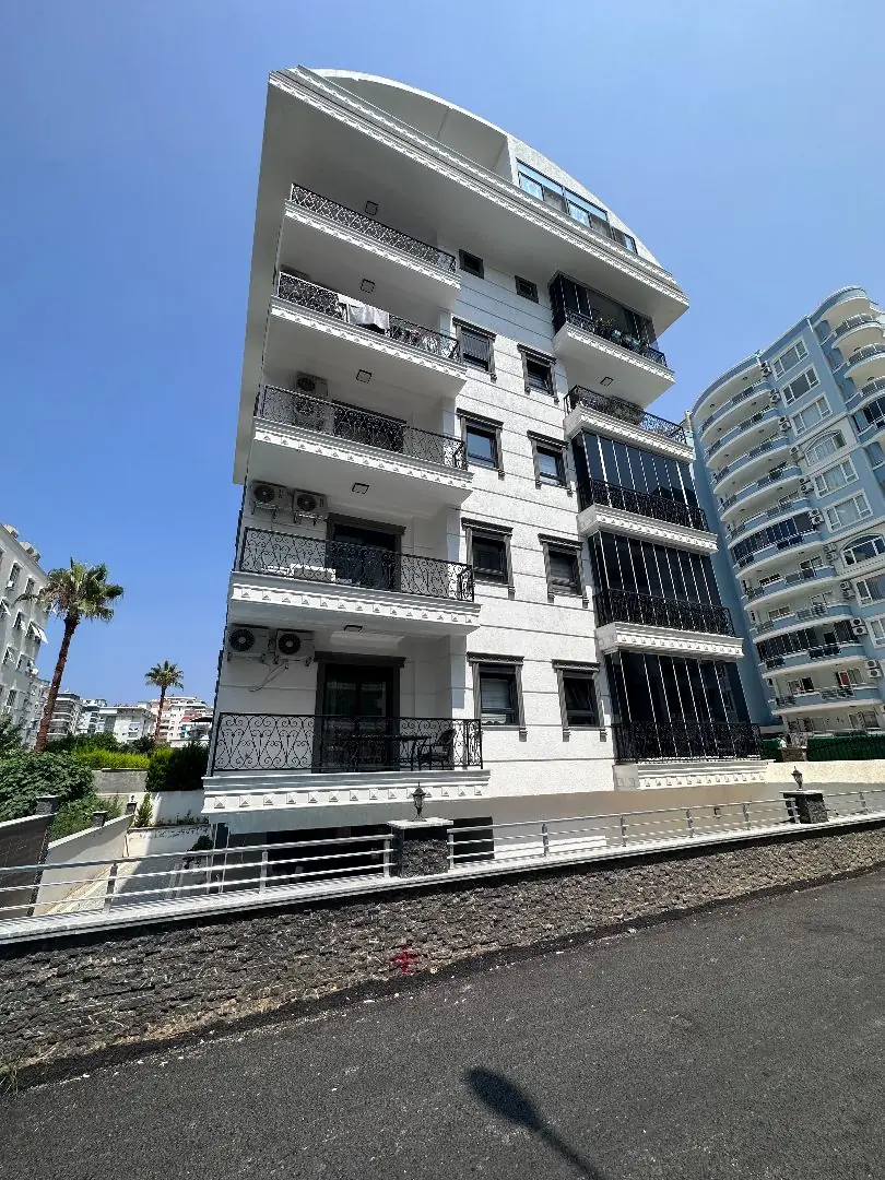 FULLY FURNISHED 1+1 / 65M² FLAT FOR SALE IN MAHMUTLAR-ALANYA
