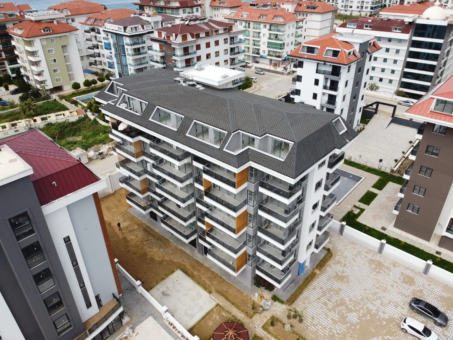 COMPLEX UNDER CONSTRUCTION IN ALANYA IN KESTEL