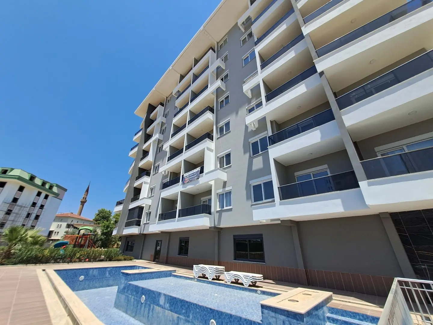1+1/63 M2 LUX FURNİSHED APARTMENT İN A FULLY FACILITY SITE IN AVSALLAR