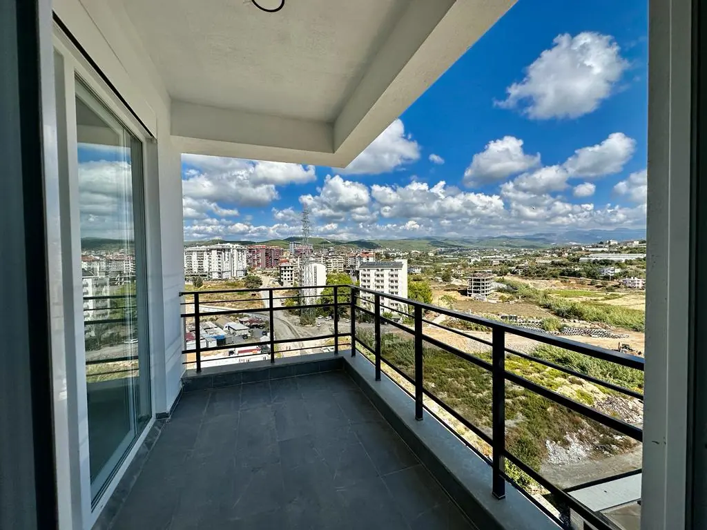 2+1 MAGNIFICENT APARTMENT IN A FULLY ACTIVE COMPLEX IN NATURE