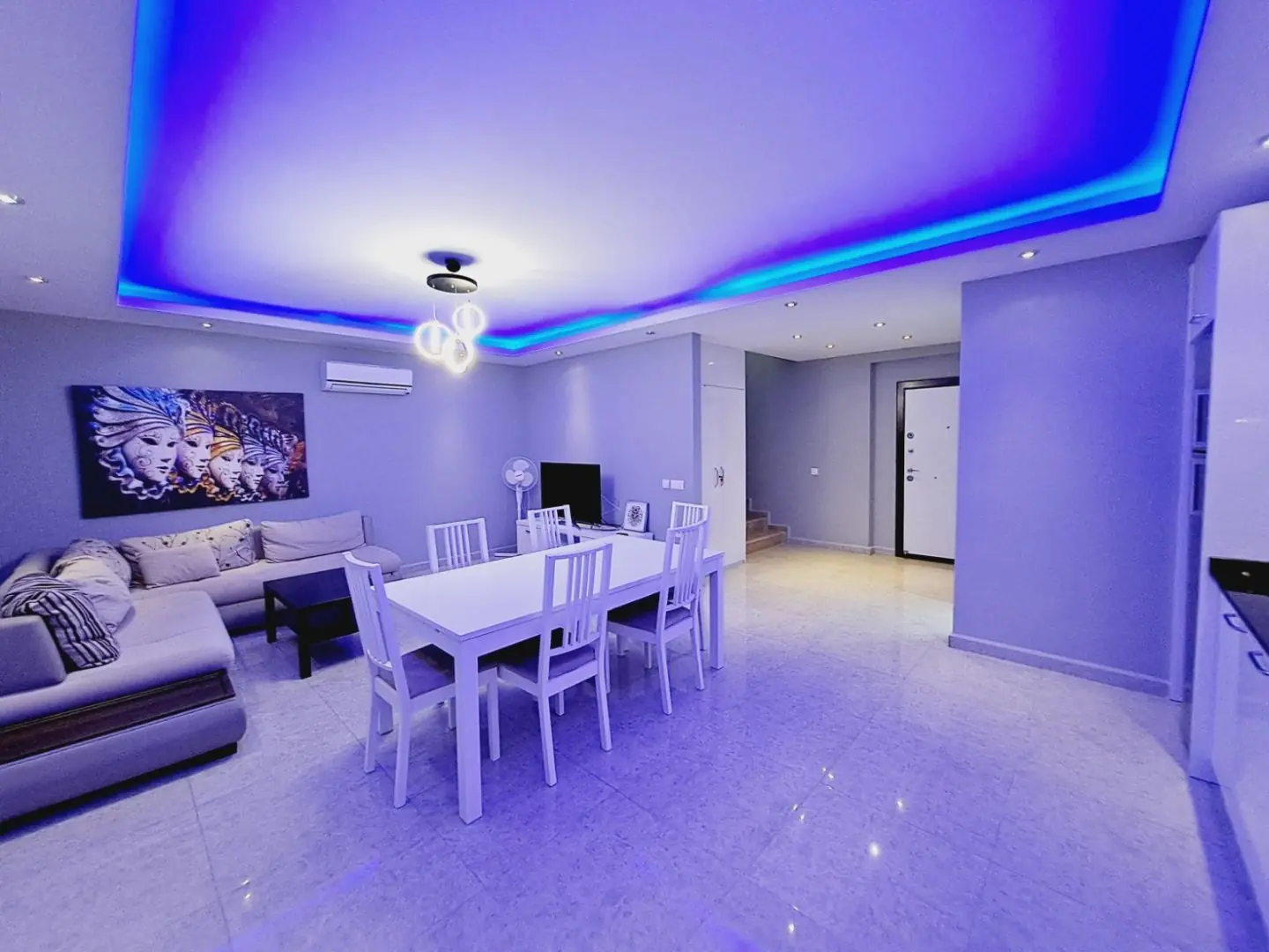 2+1 FULL LUXURY FURNISHED WONDERFUL APARTMENT WITH CITY VIEW 