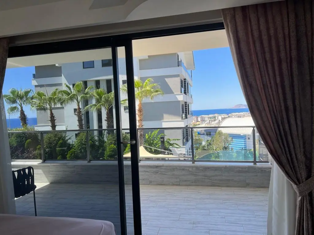 3+1 DUPLEX SEA AND CASTLE VIEW MAGNIFICENT APARTMENT IN KARGICAK