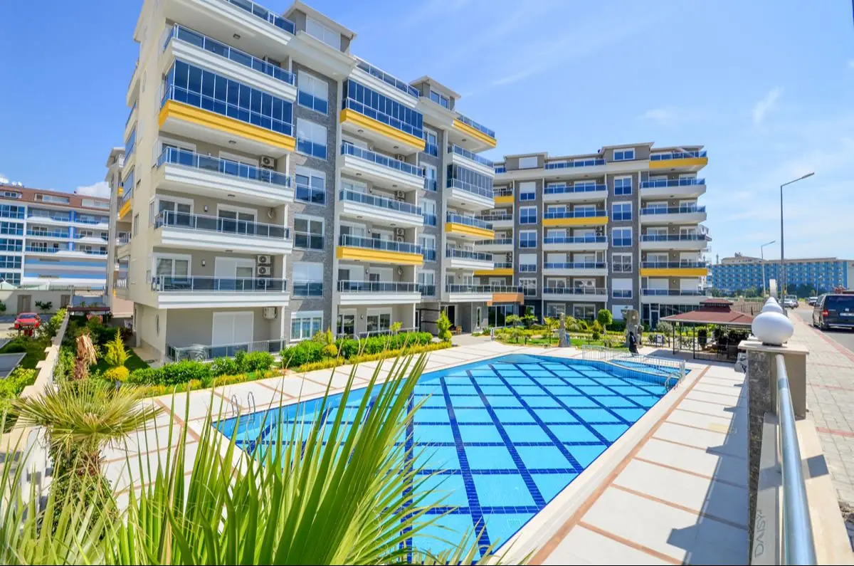 LUXURY FURNISHED 2+1 APARTMENT IN A FULLY ACTIVE COMPLEX IN KESTEL