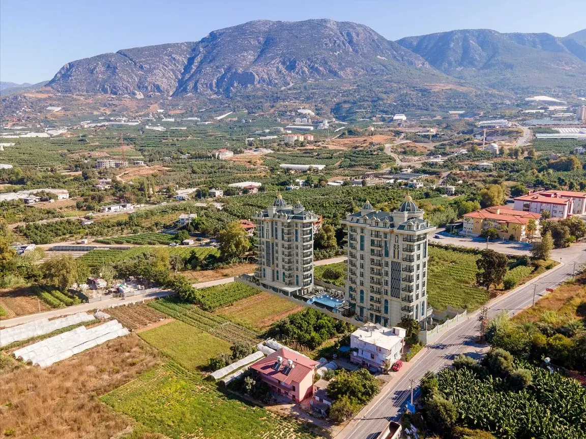 1+1 APARTMENT FOR SALE WITH NATURE VIEW IN A FULLY ACTIVE COMPLEX
