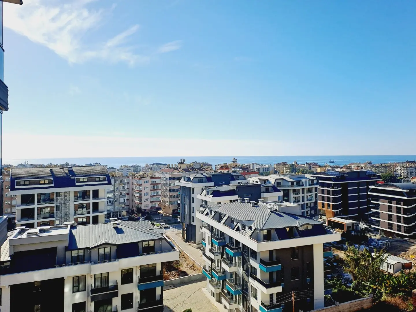 1+1 WONDERFUL APARTMENT WITH SEA VIEW IN ALANYA CENTER