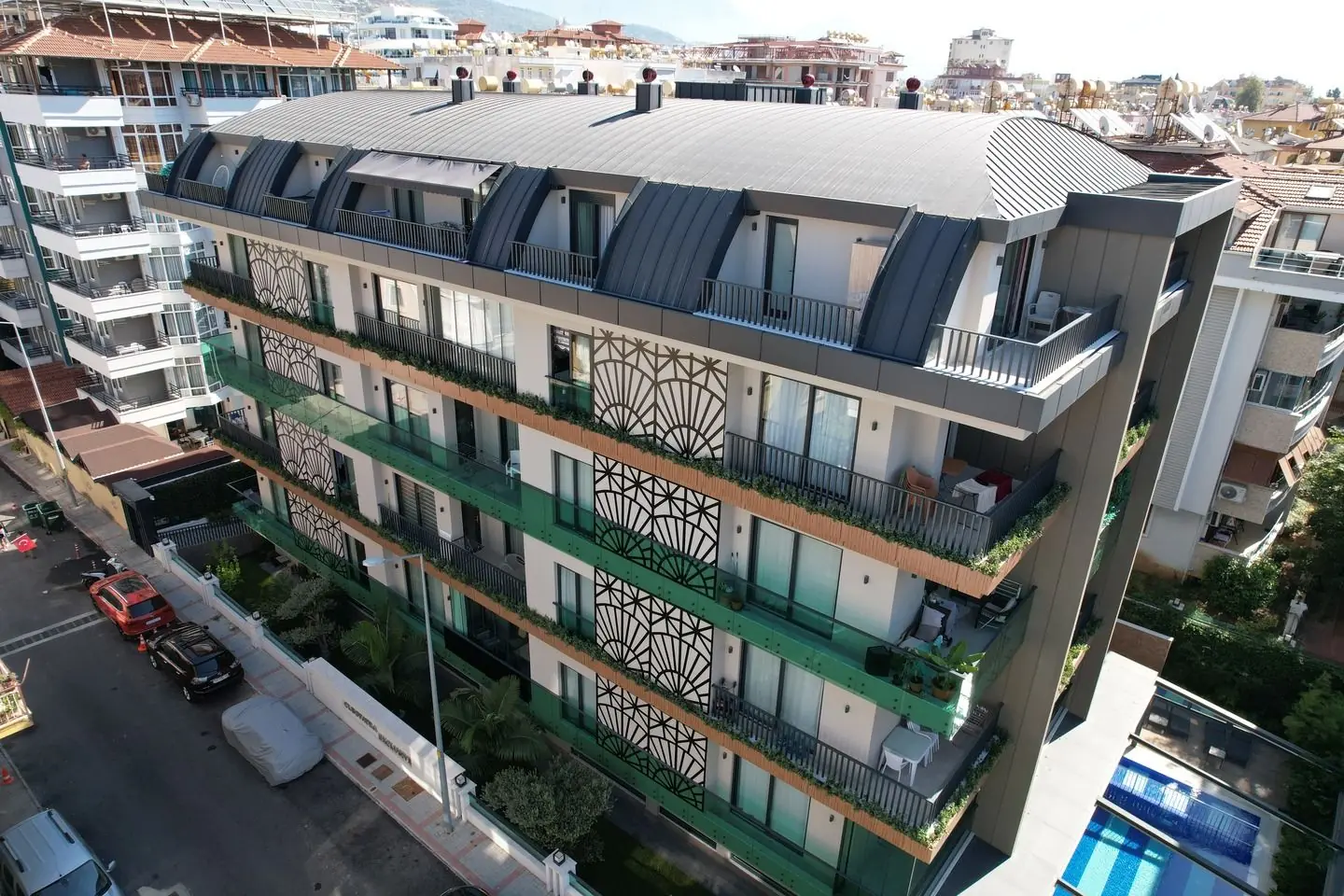 BEAUTIFULLY FURNISHED 2+1 DUPLEX APARTMENT IN THE CENTER OF ALANYA