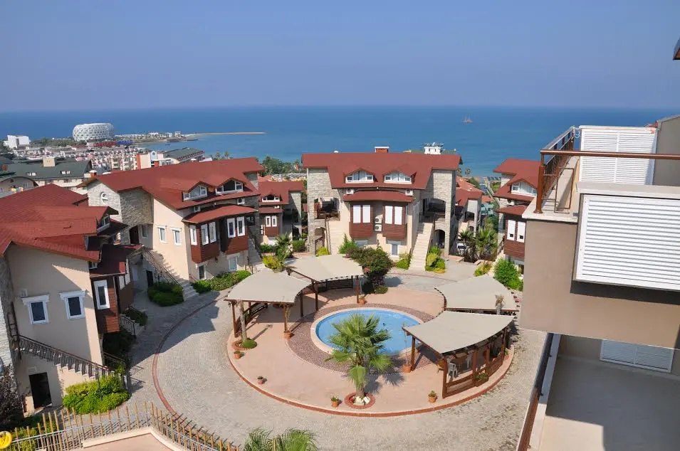 Beautiful 2+1 Furnished Apartment with Sea & City Views – Türkler