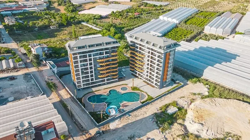 2+1 Apartment in a Fully Equipped Residential Complex in Avsallar