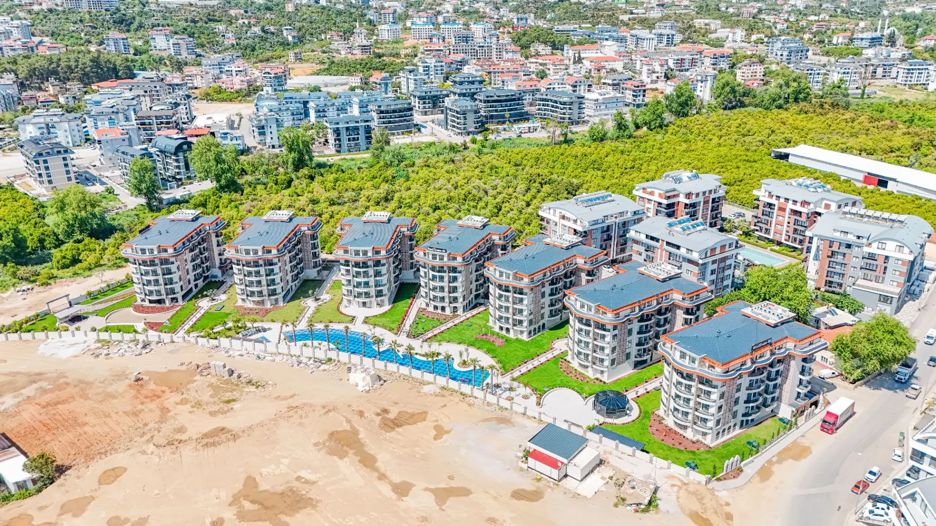 2+1 Apartment in a Full-Concept Site in the OBA Region