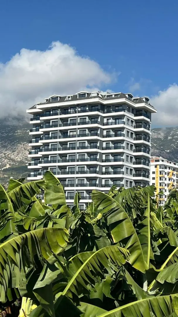 1+1 Apartment with Sea View in Mahmutlar Area