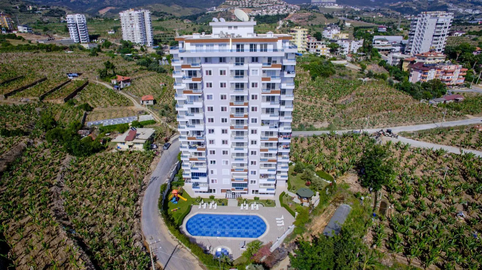 Furnished 1+1 Flat with City and Nature Views in Mahmutlar