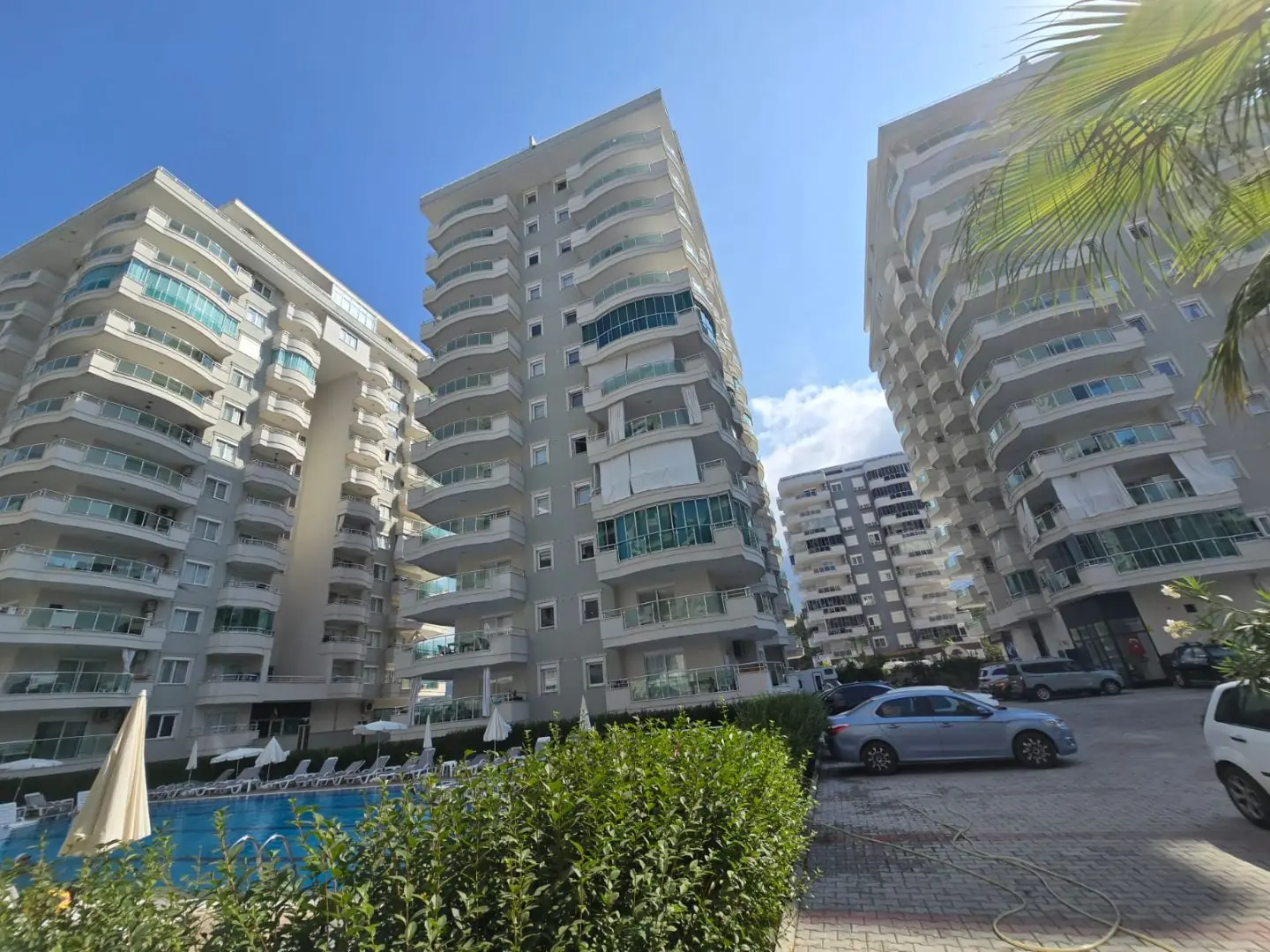 Furnished 2+1 Spacious Apartment / 125 m² in Mahmutlar