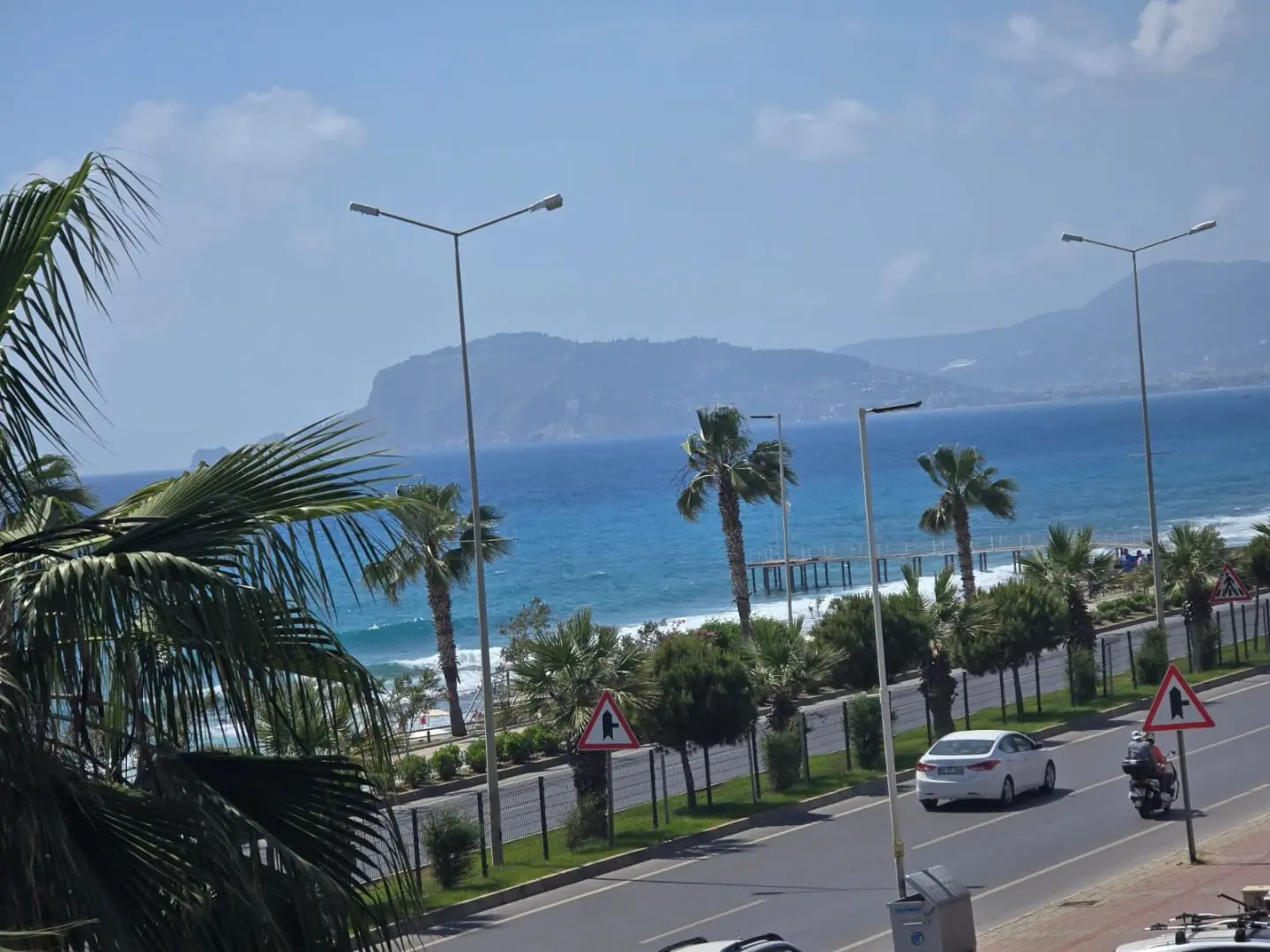 Furnished 2+1 Apartment with Sea View in Mahmutlar