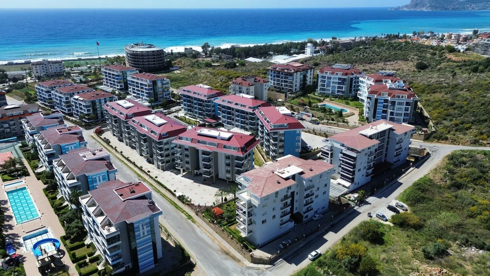 Furnished 1+1 Flat 50 Metres From the Sea in the Kestel Area